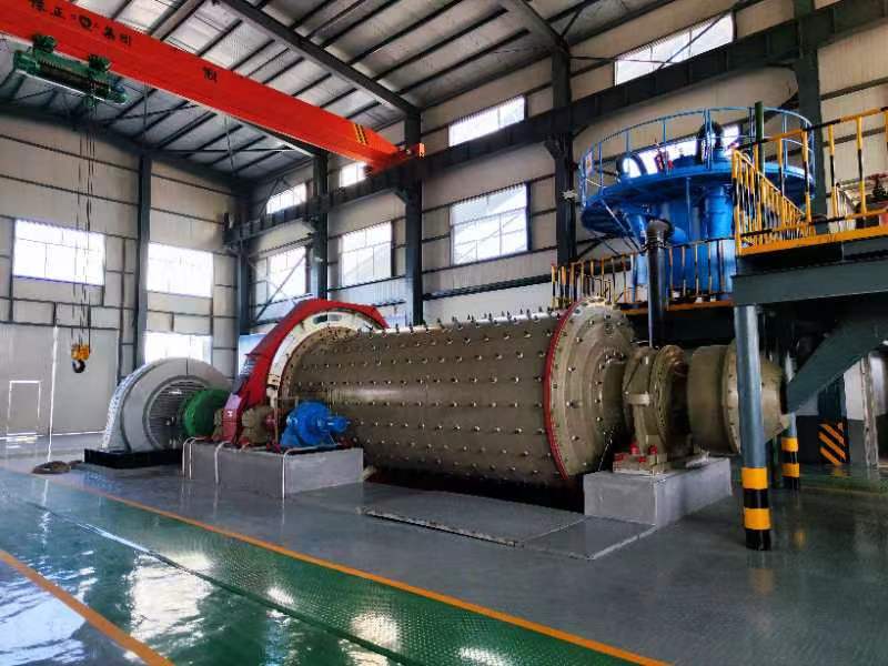 Qingdao Qingzhong Machinery ETC Genel Taahhüt Projesi Zhaoyuan Xindongzhuang 2.000 tonluk günlük altın işleme tesisi